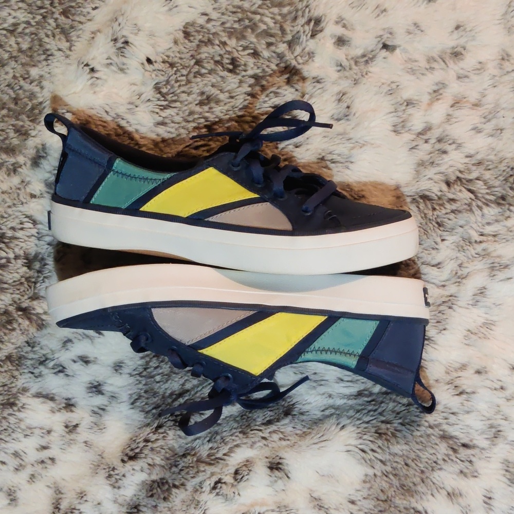 Sperry Crest Vibe Bionic Sneakers - Picture 3 of 8